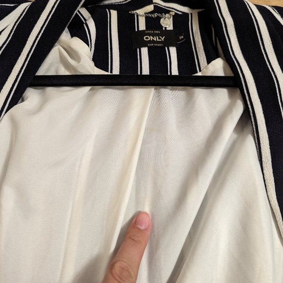 ONLY Striped Blazer 3/4 Sleeves - Picture 7 of 7